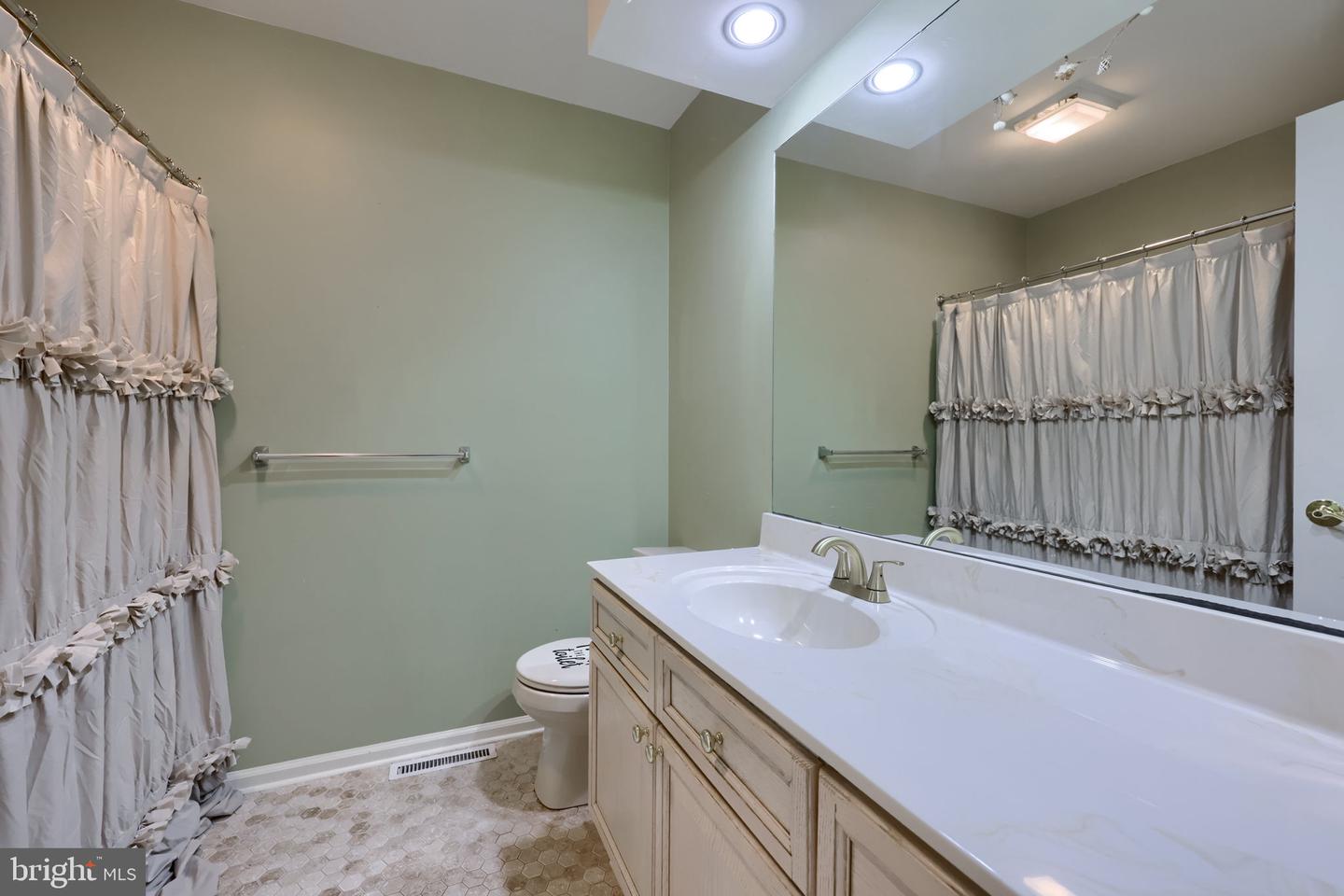 740 Chesterbrook Dr Property Photo 35