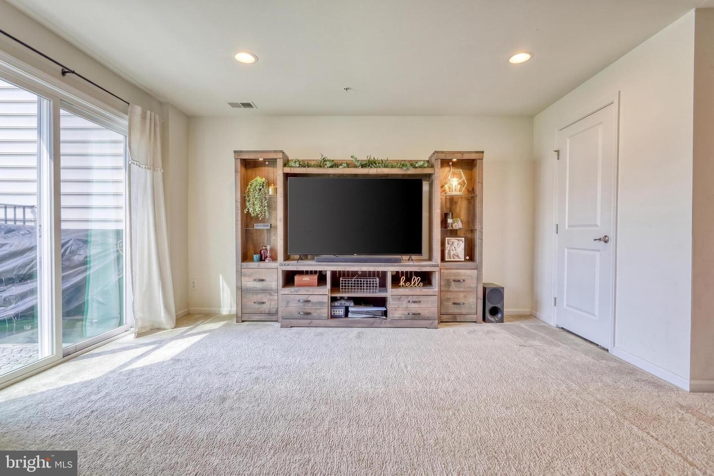 7937 Erinvale Ln Property Photo 30