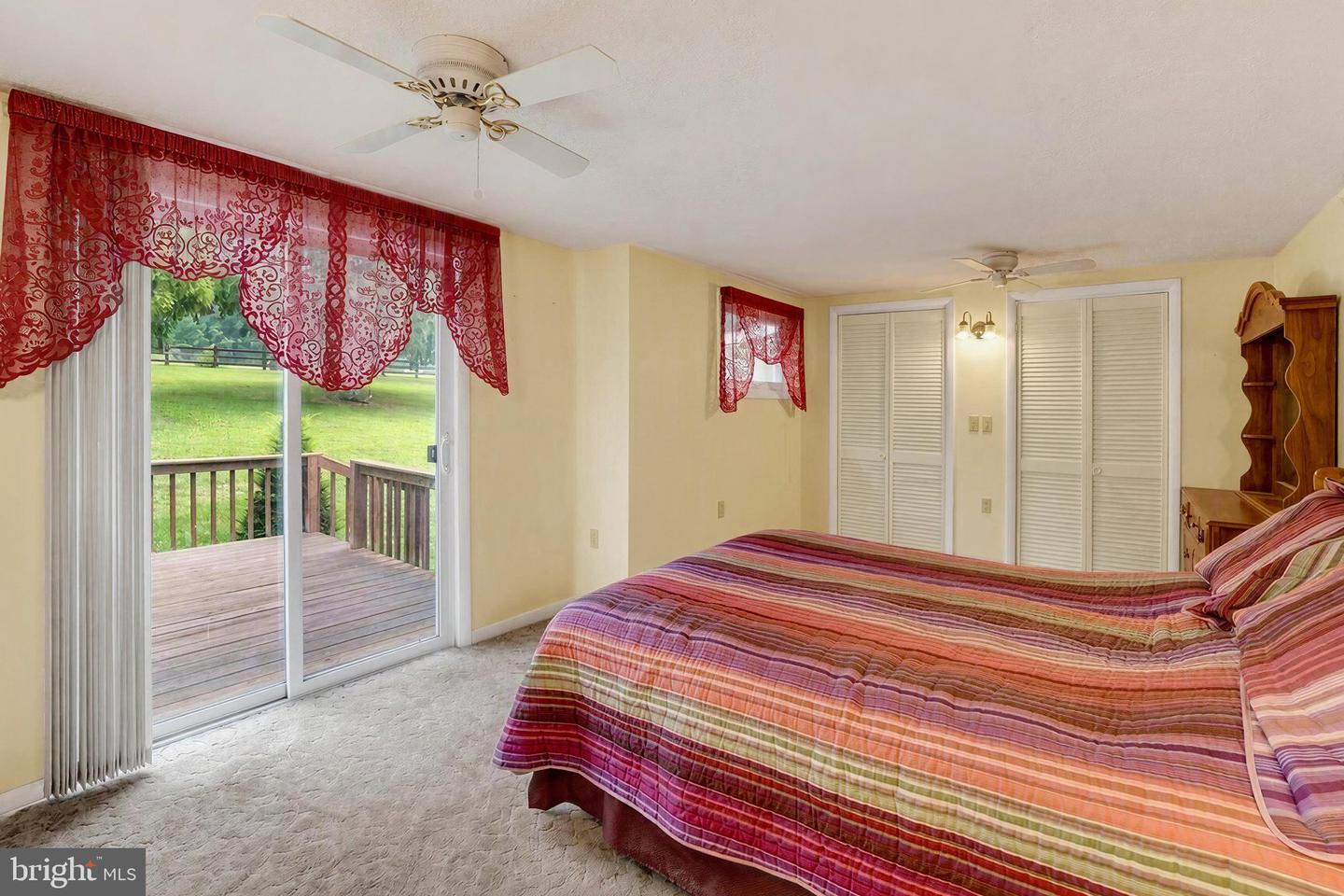 13079 Center Rd Property Photo 11
