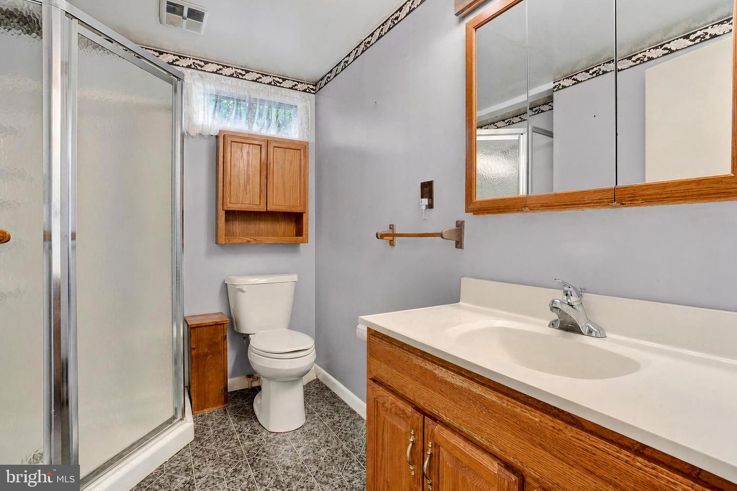 13079 Center Rd Property Photo 13