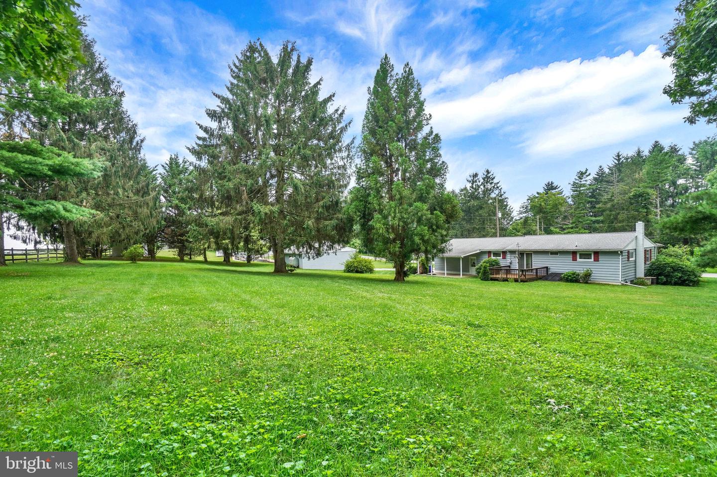 13079 Center Rd Property Photo 26