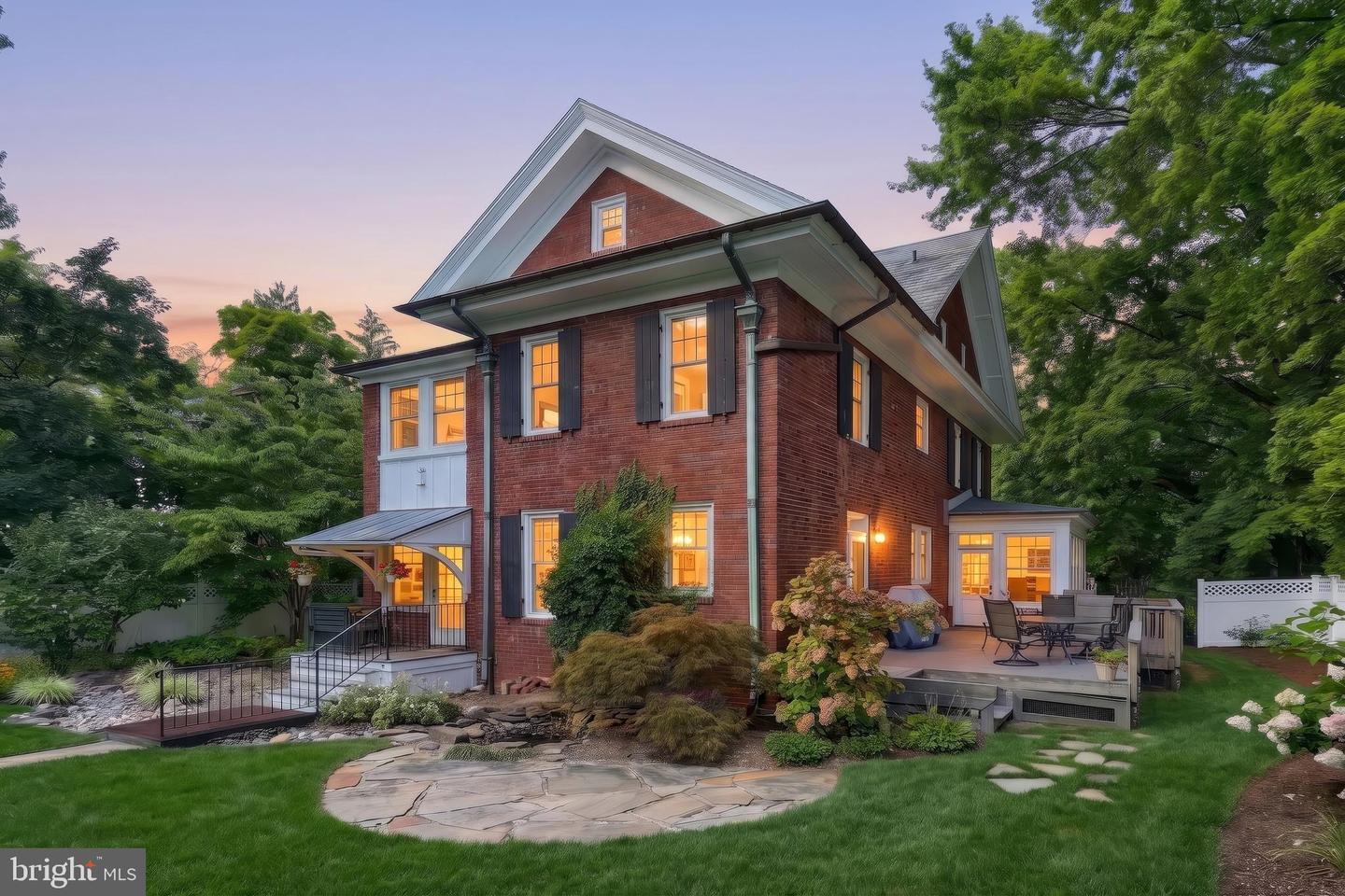 534 Villa Ter Property Photo 2