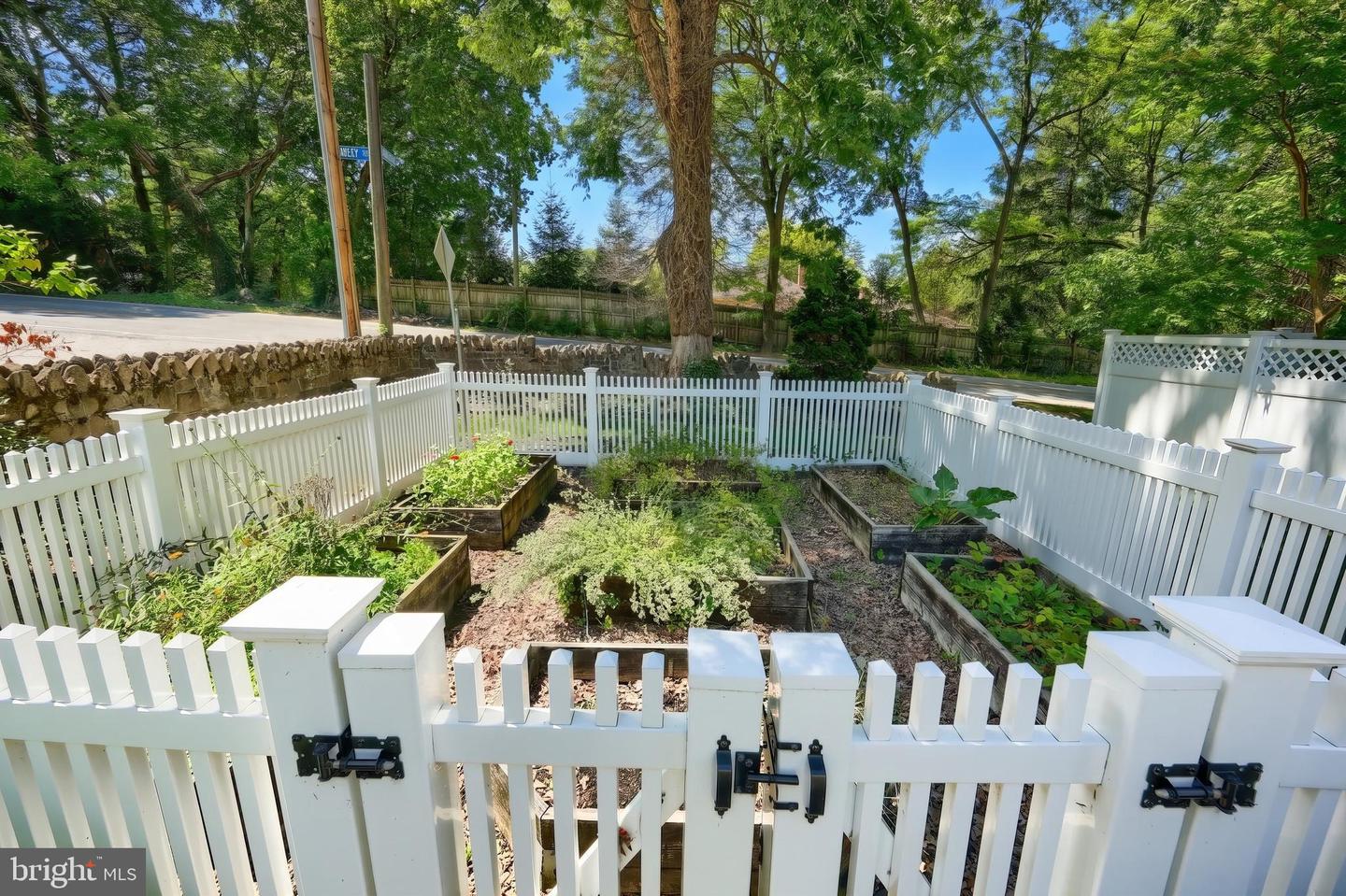 534 Villa Ter Property Photo 14