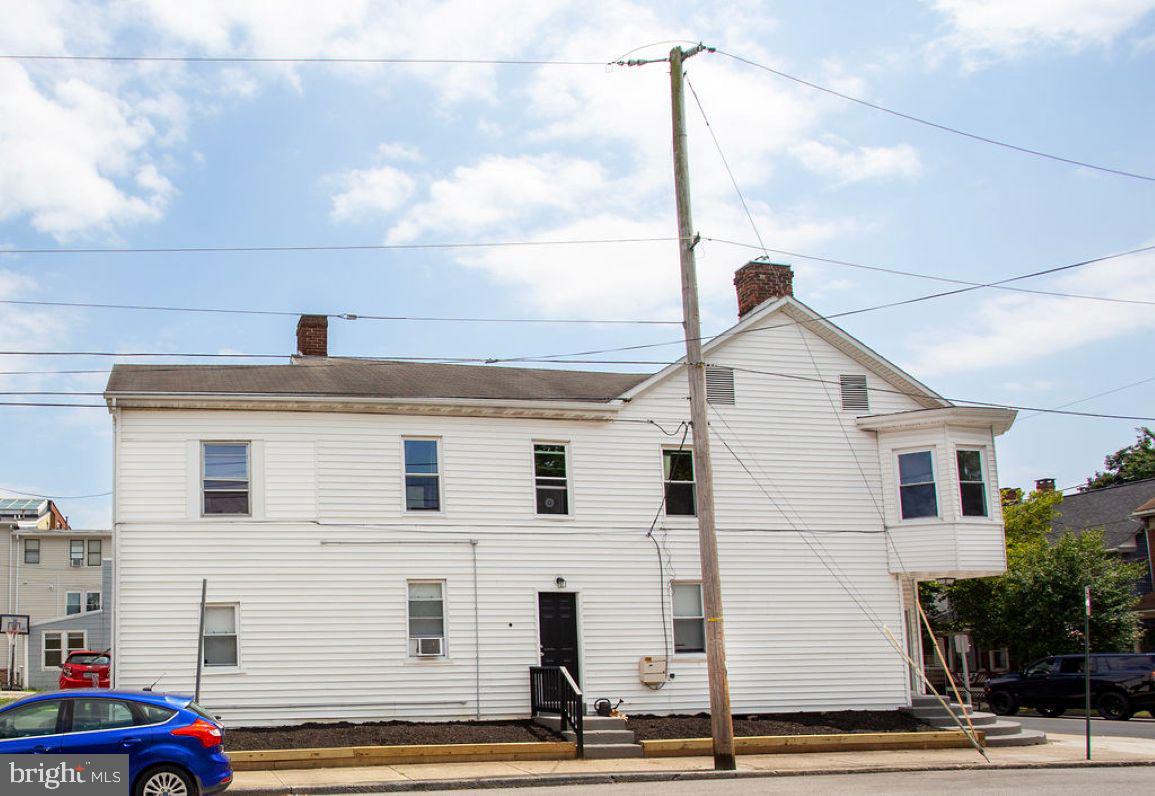 400 Baltimore St Property Photo 5