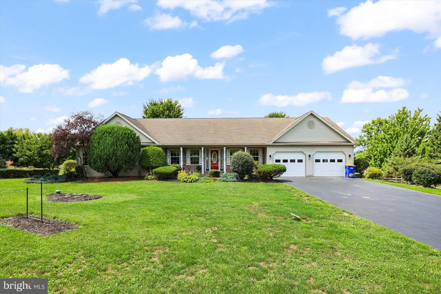 6467 Pamadeva Rd Property Photo 1