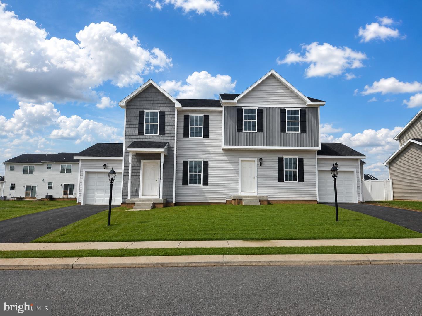 3815 Castle Dr #lot 207 Property Photo 1