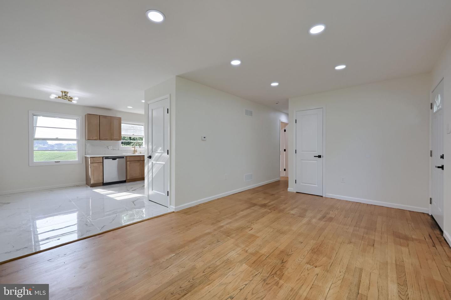 1020 Hanover Rd Property Photo 12