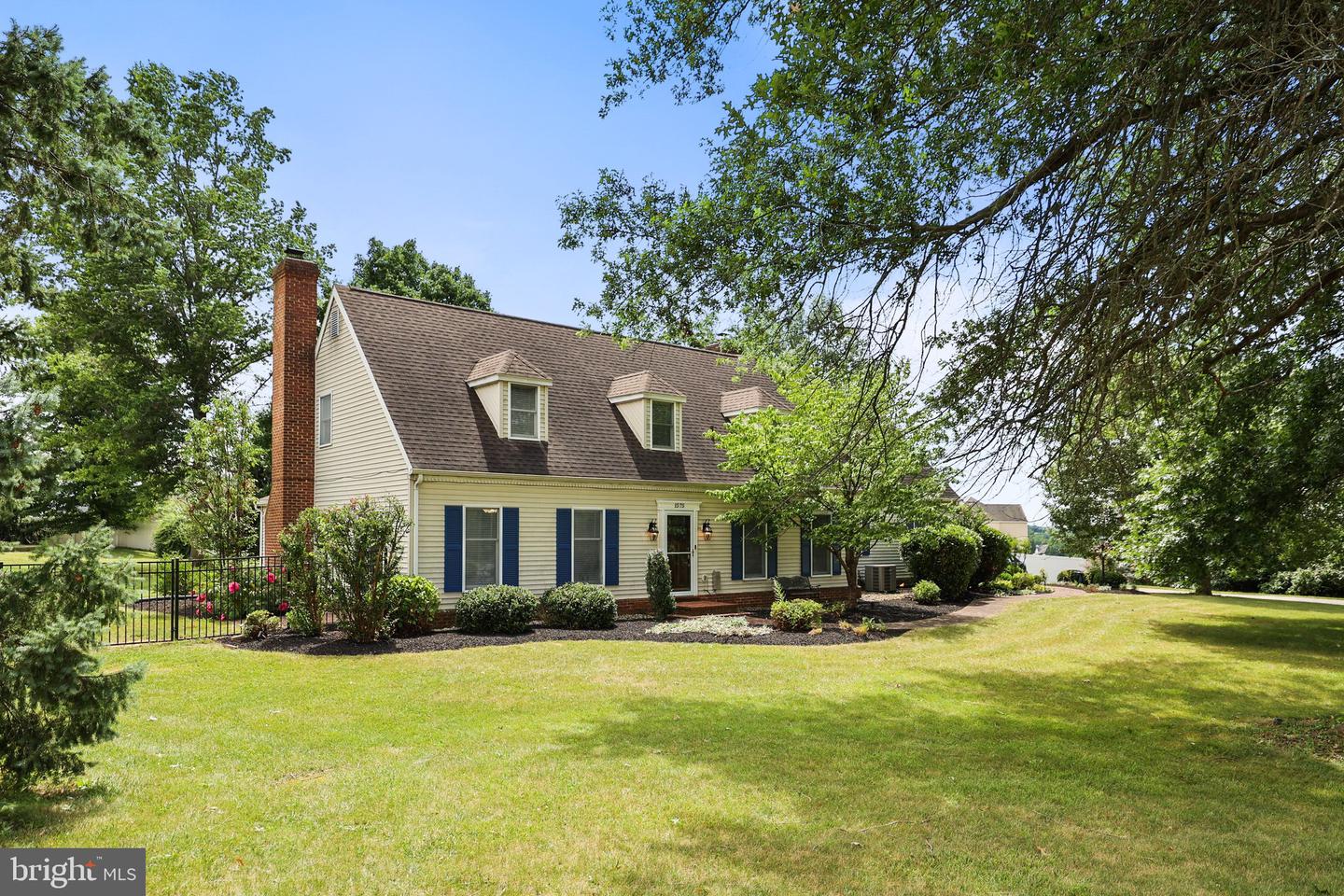 1575 Greenbriar Rd Property Photo 1