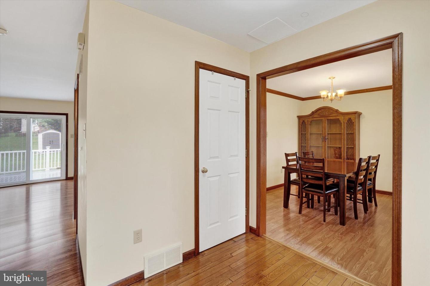 2720 Sparrow Dr Property Photo 4