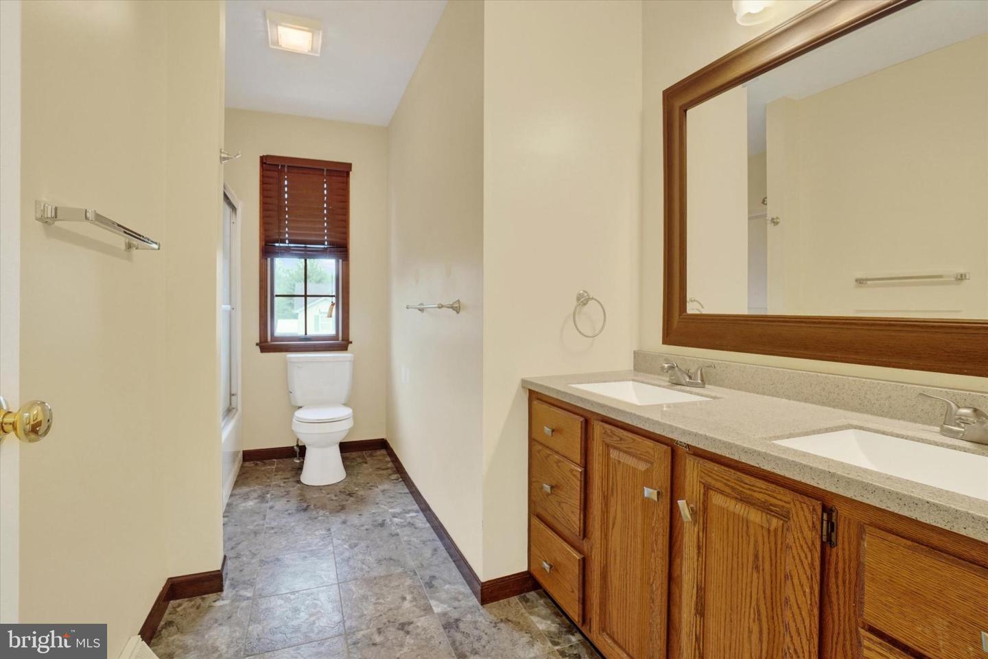 2720 Sparrow Dr Property Photo 25
