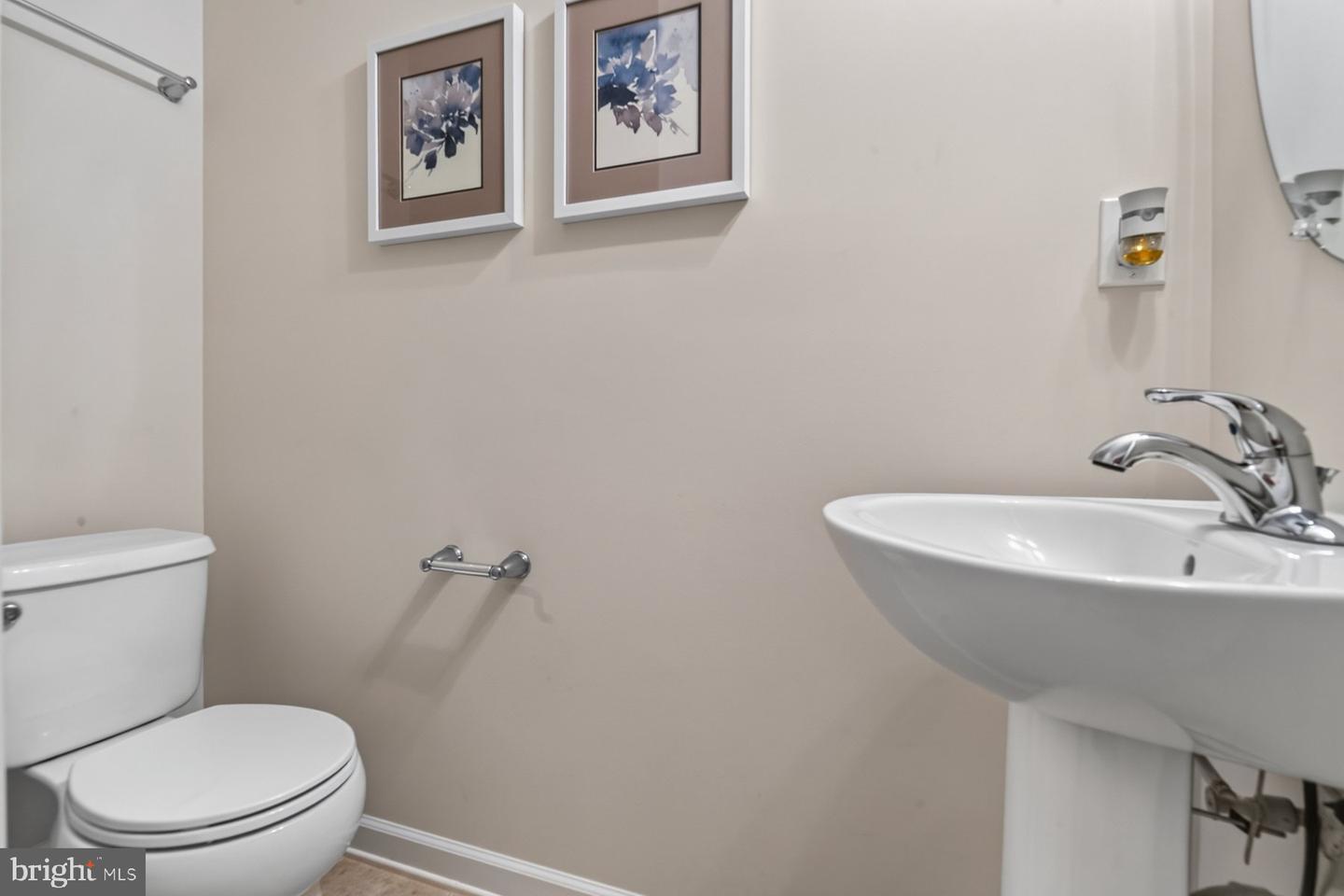 81 Ayrshire Dr Property Photo 7
