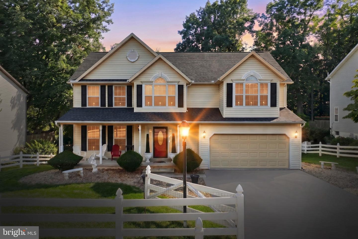 217 MOORE DR
