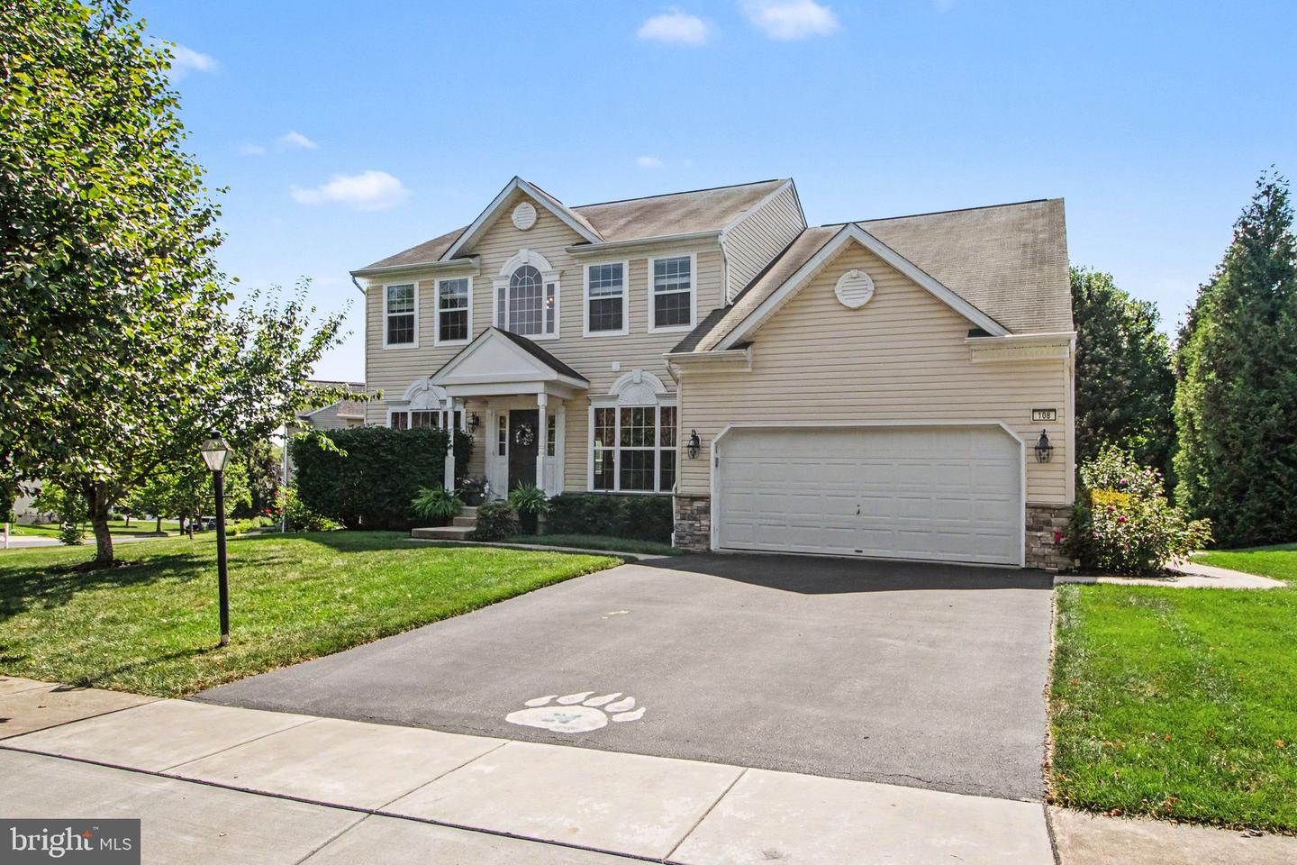 108 Cobblestone Way Property Photo 2