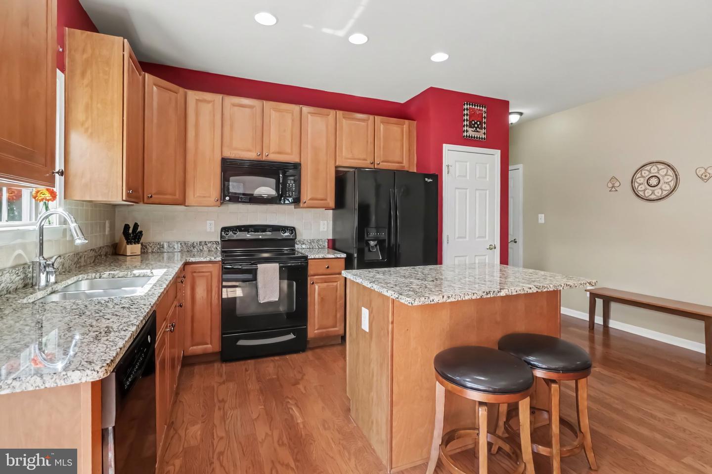 108 Cobblestone Way Property Photo 18