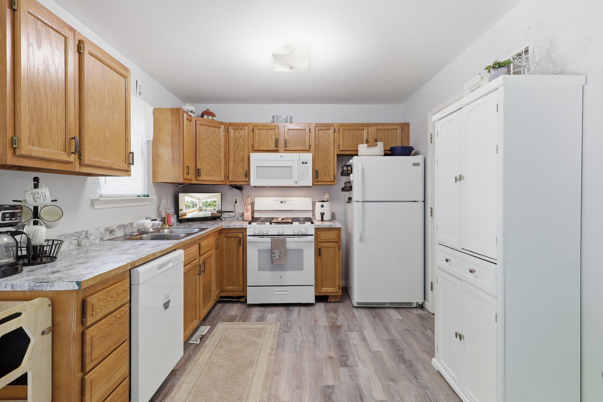 2027 Wyatt Cir Property Photo 9