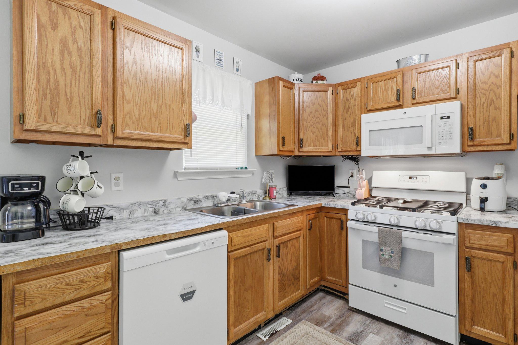 2027 Wyatt Cir Property Photo 10