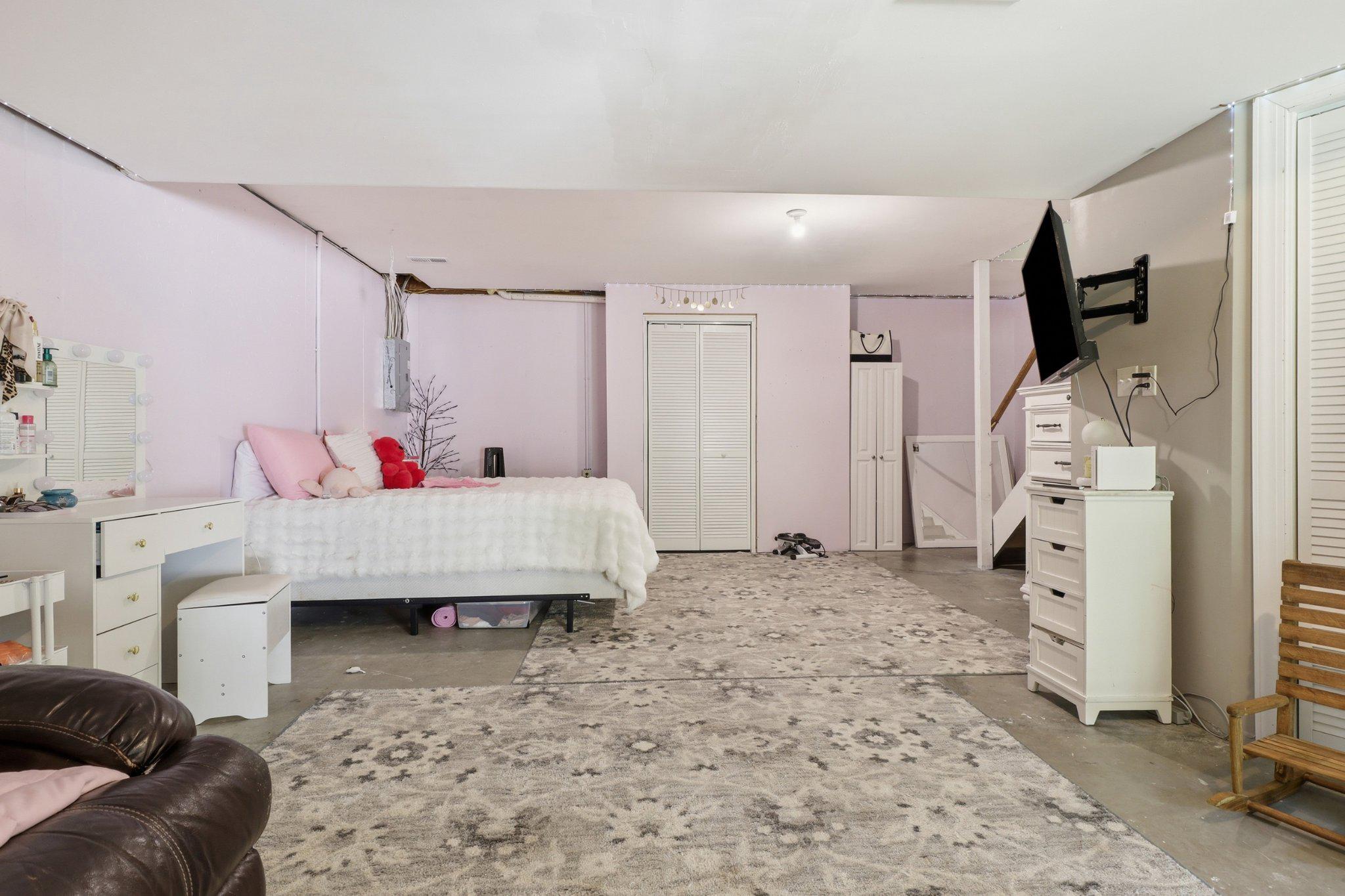 2027 Wyatt Cir Property Photo 24