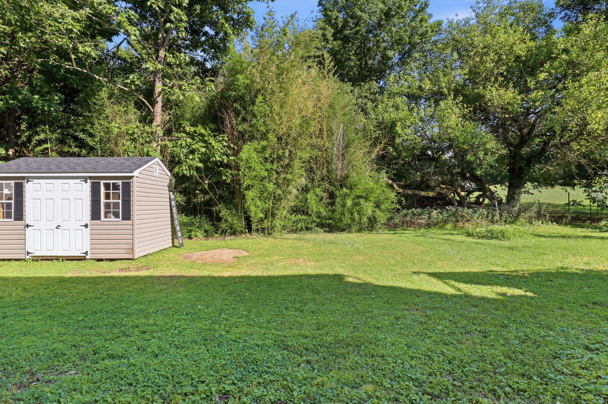 2027 Wyatt Cir Property Photo 28