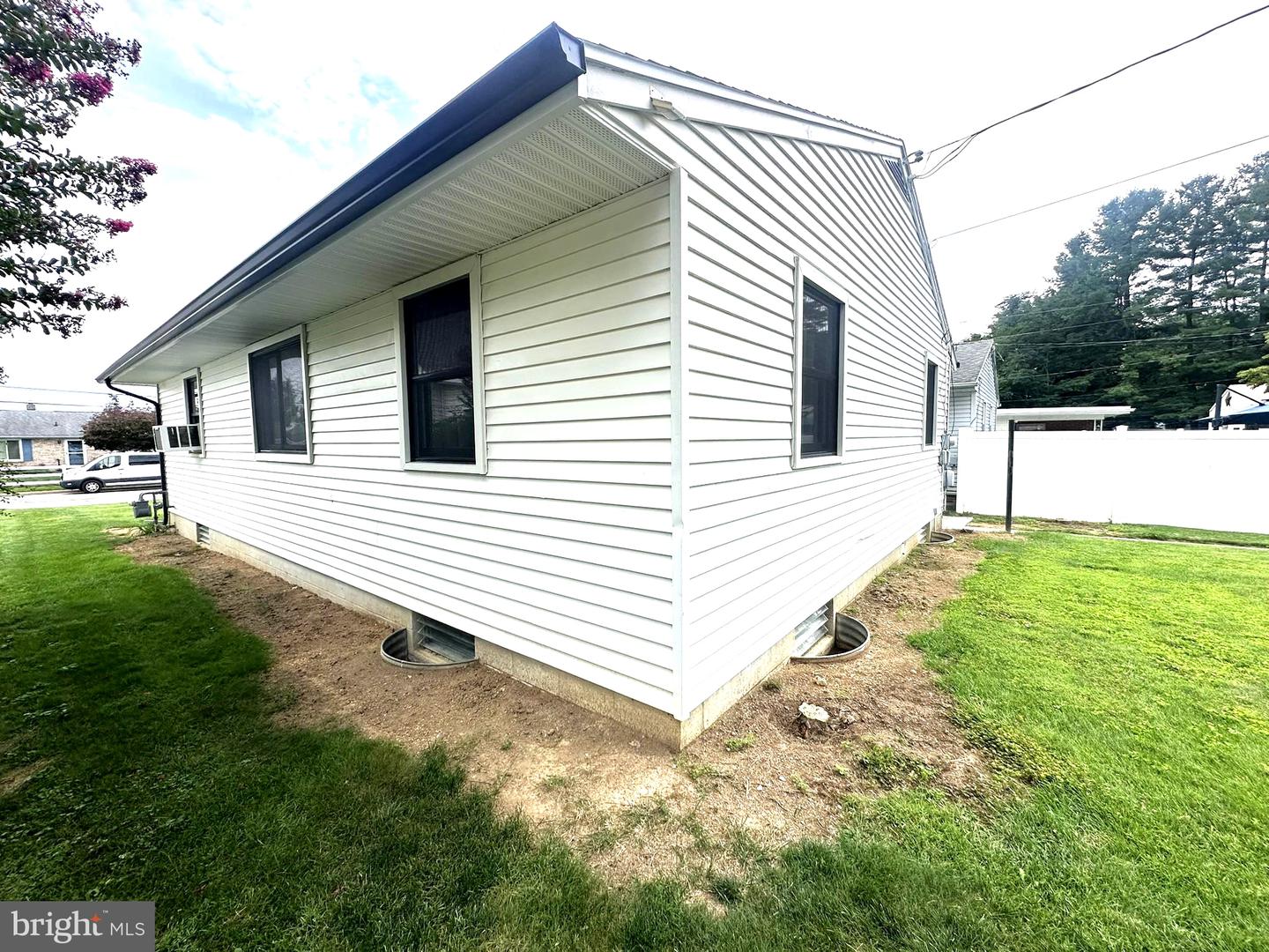 522 Moul Ave Property Photo 6