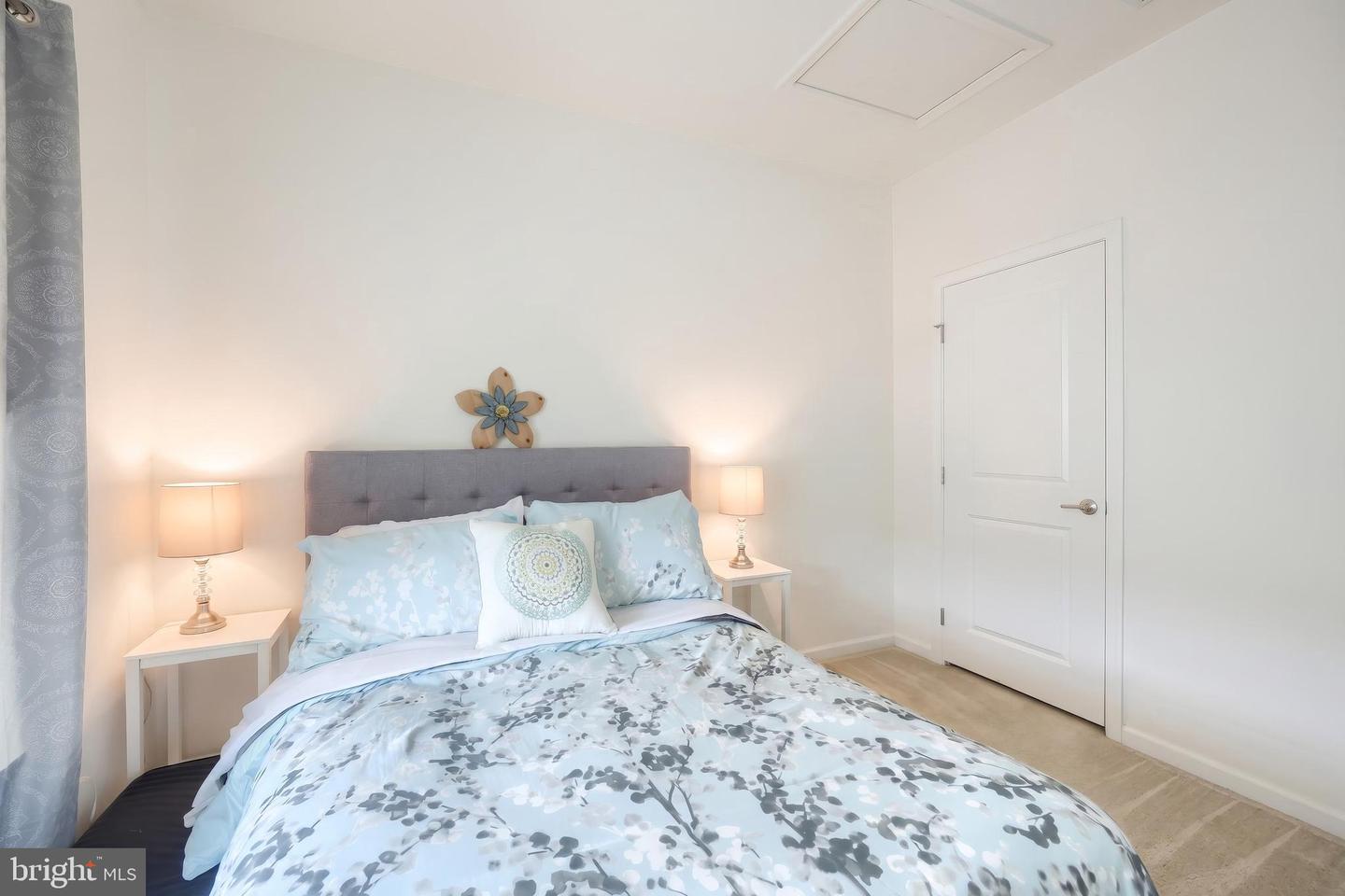 1247 Rannoch Ln Property Photo 35