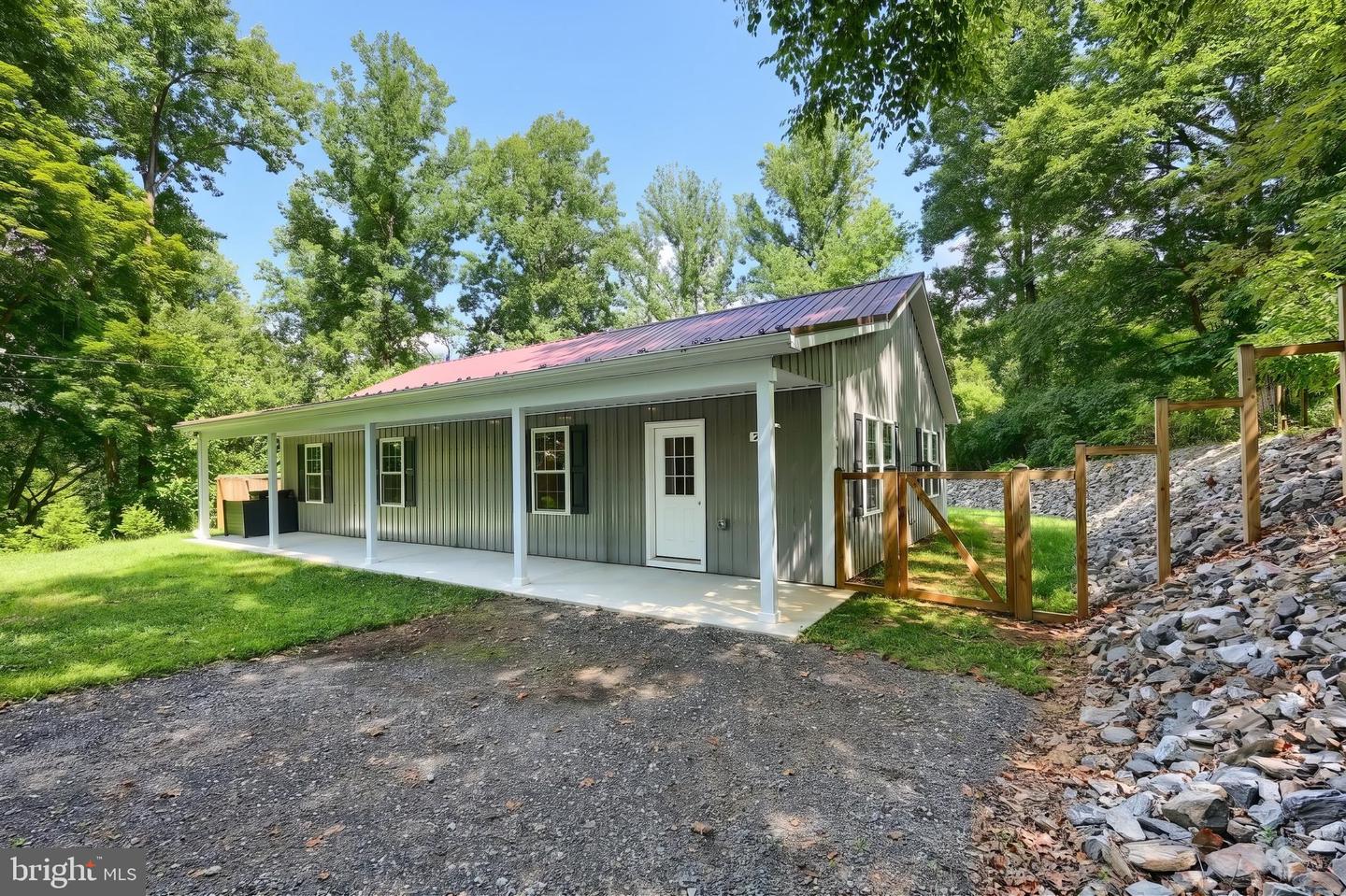 251 Highview Dr Property Photo 7