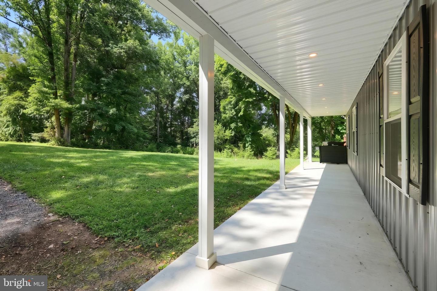 251 Highview Dr Property Photo 8