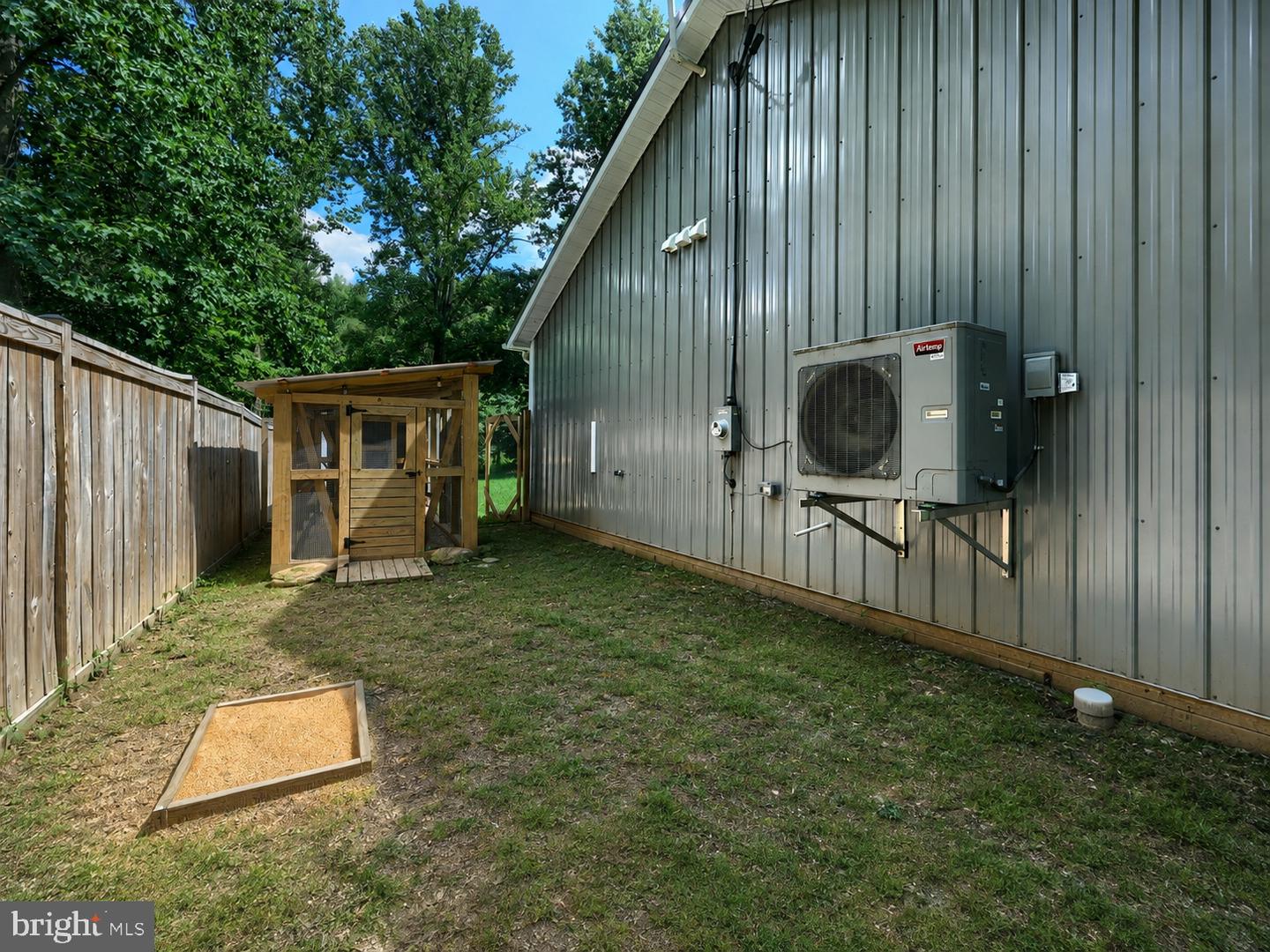 251 Highview Dr Property Photo 16