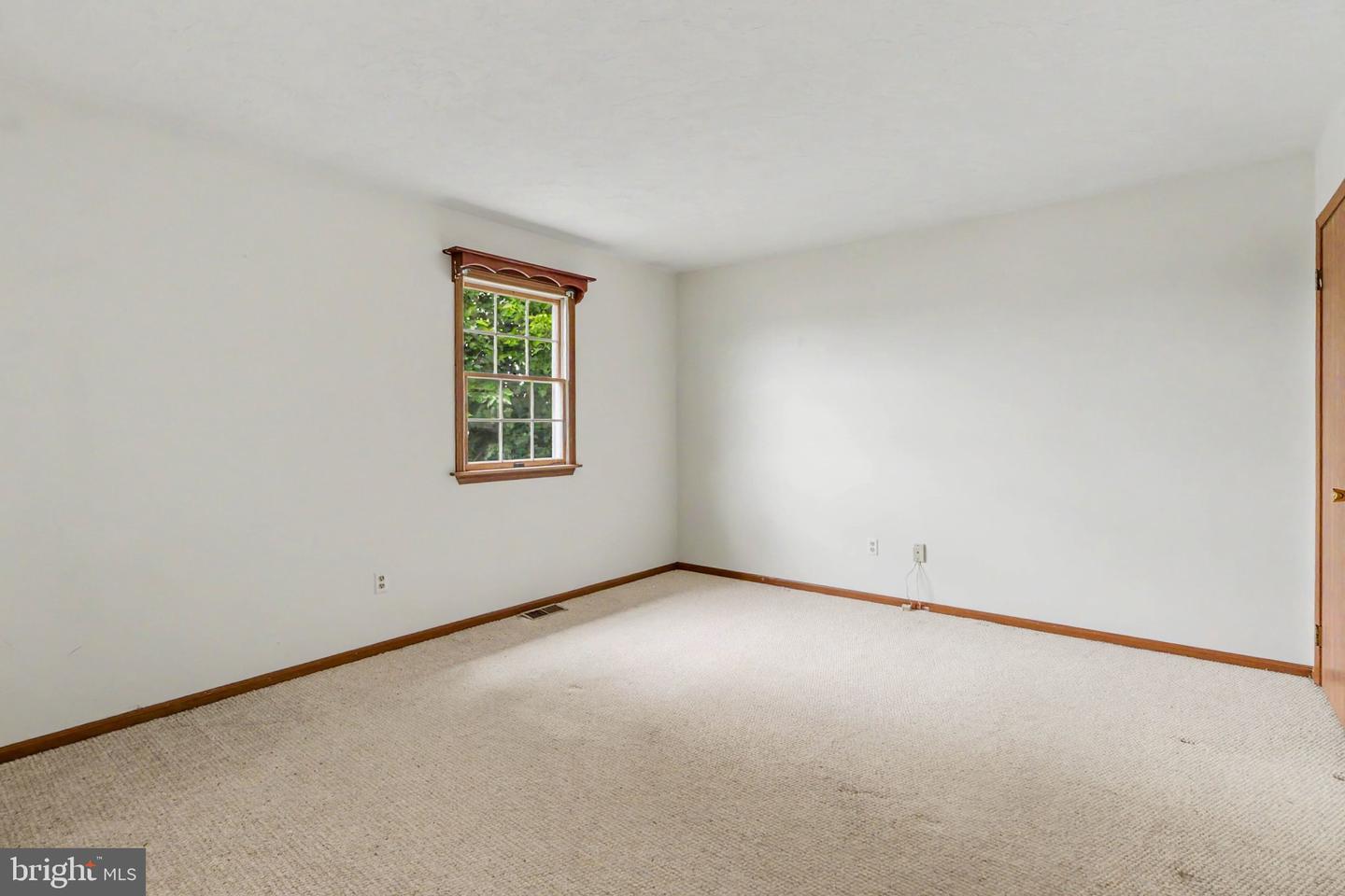 217 Georgetown Cir Property Photo 12