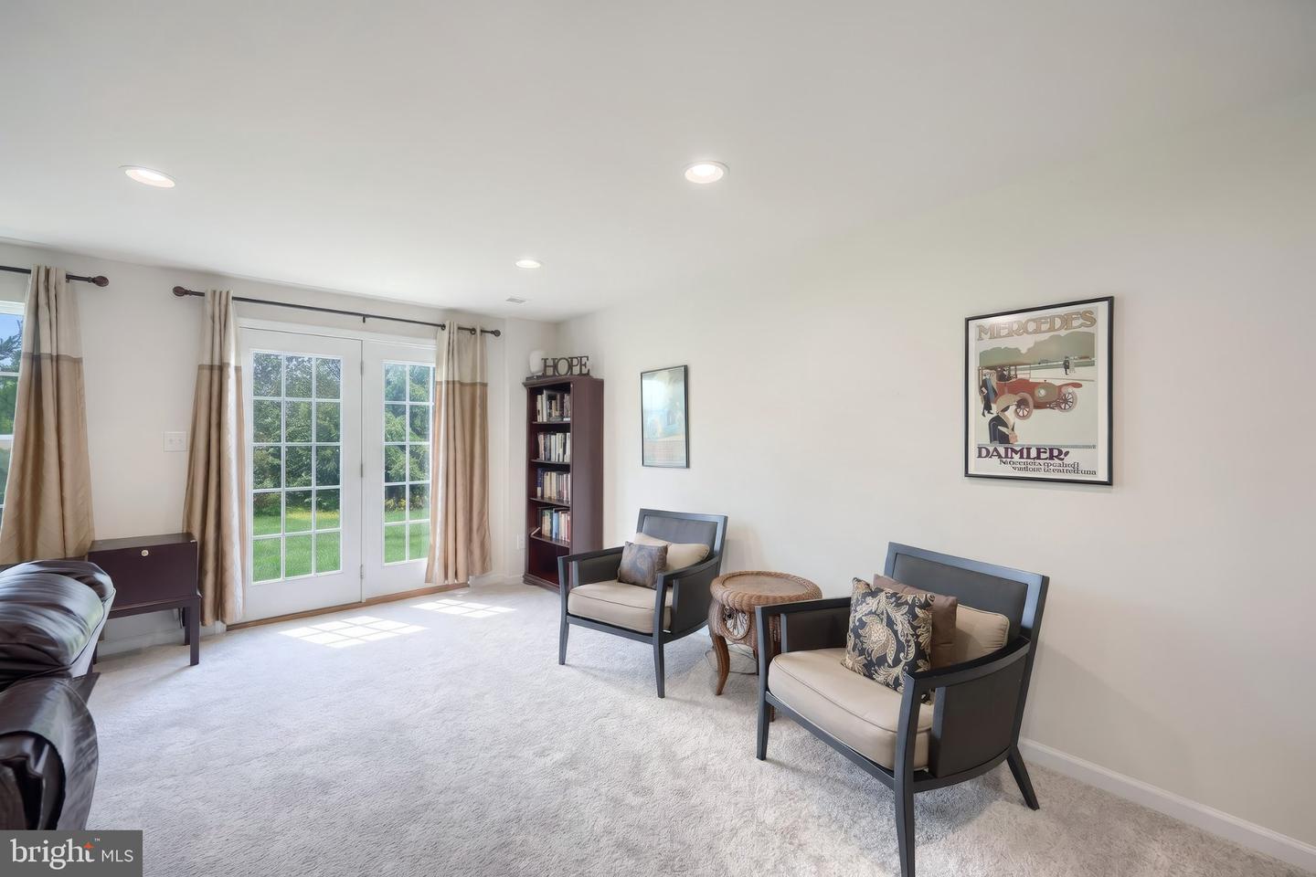 915 Brechin Ln #46 Property Photo 18