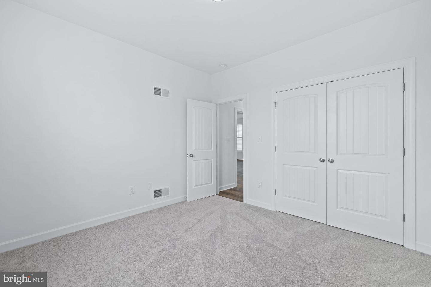 300 Steeple View Dr Property Photo 19