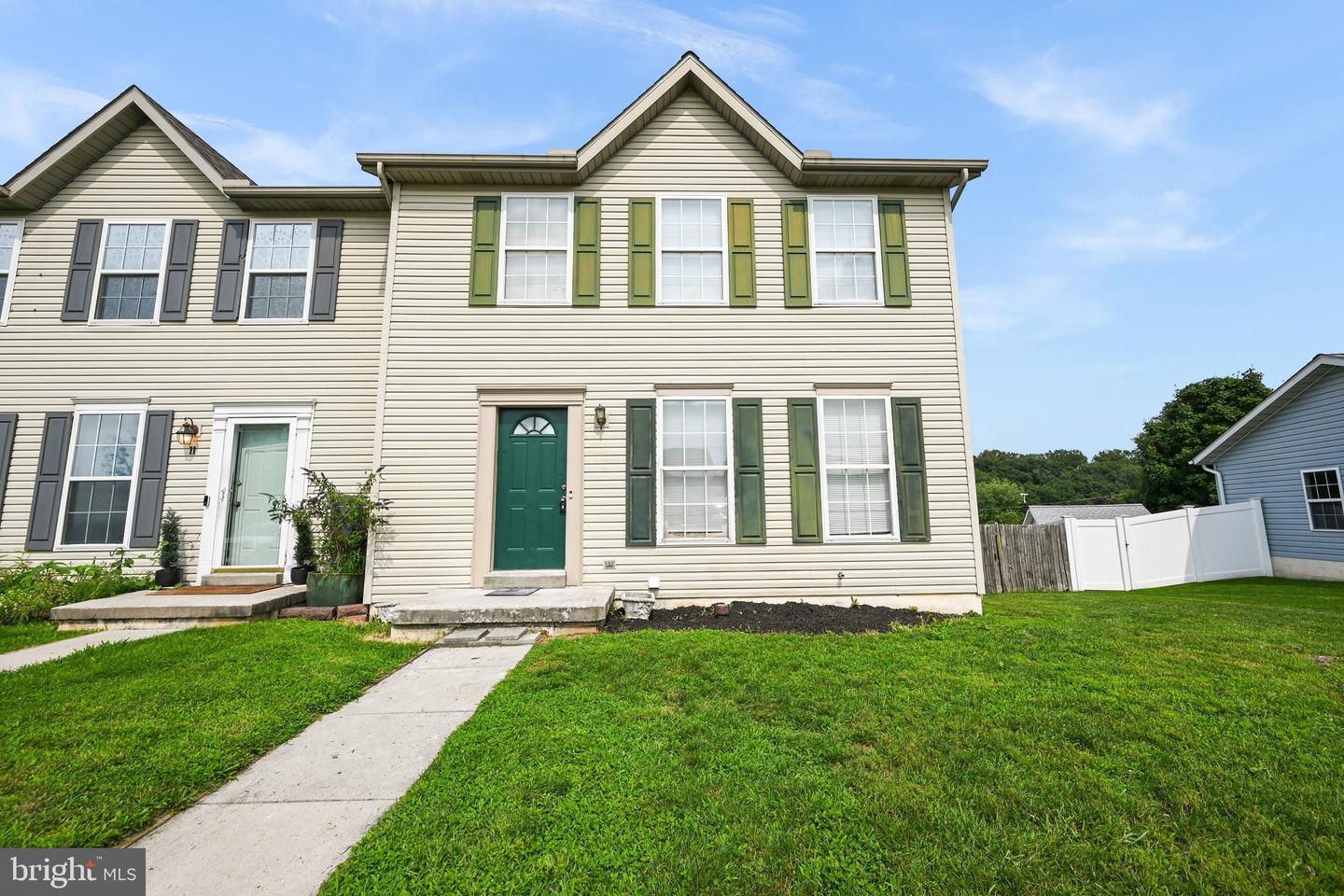9 OVERLOOK DR