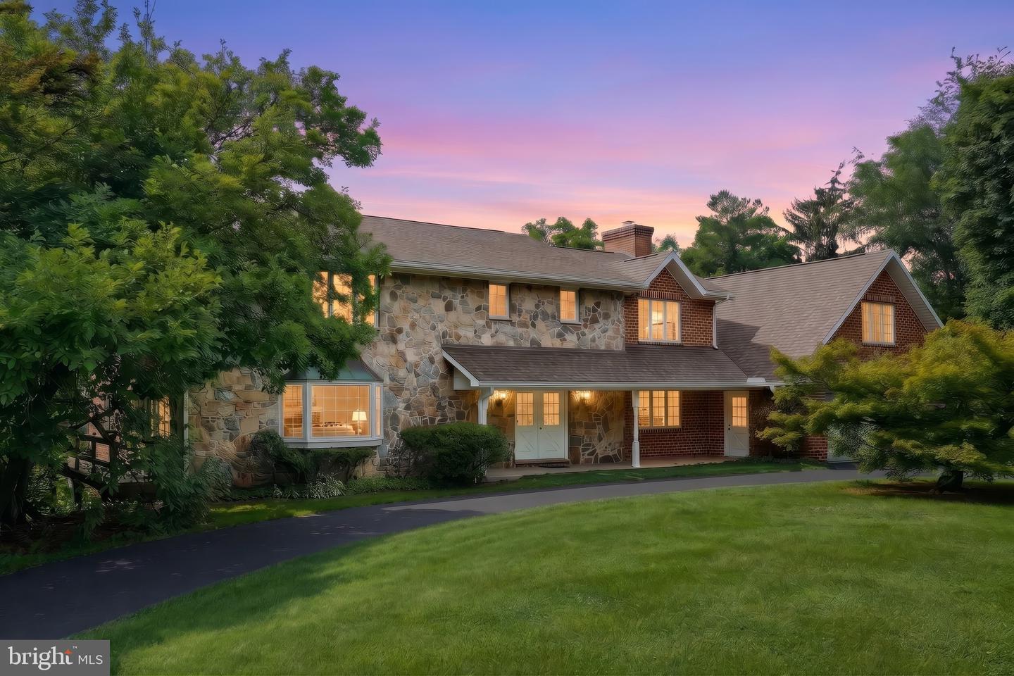 176 TUSCARORA DR