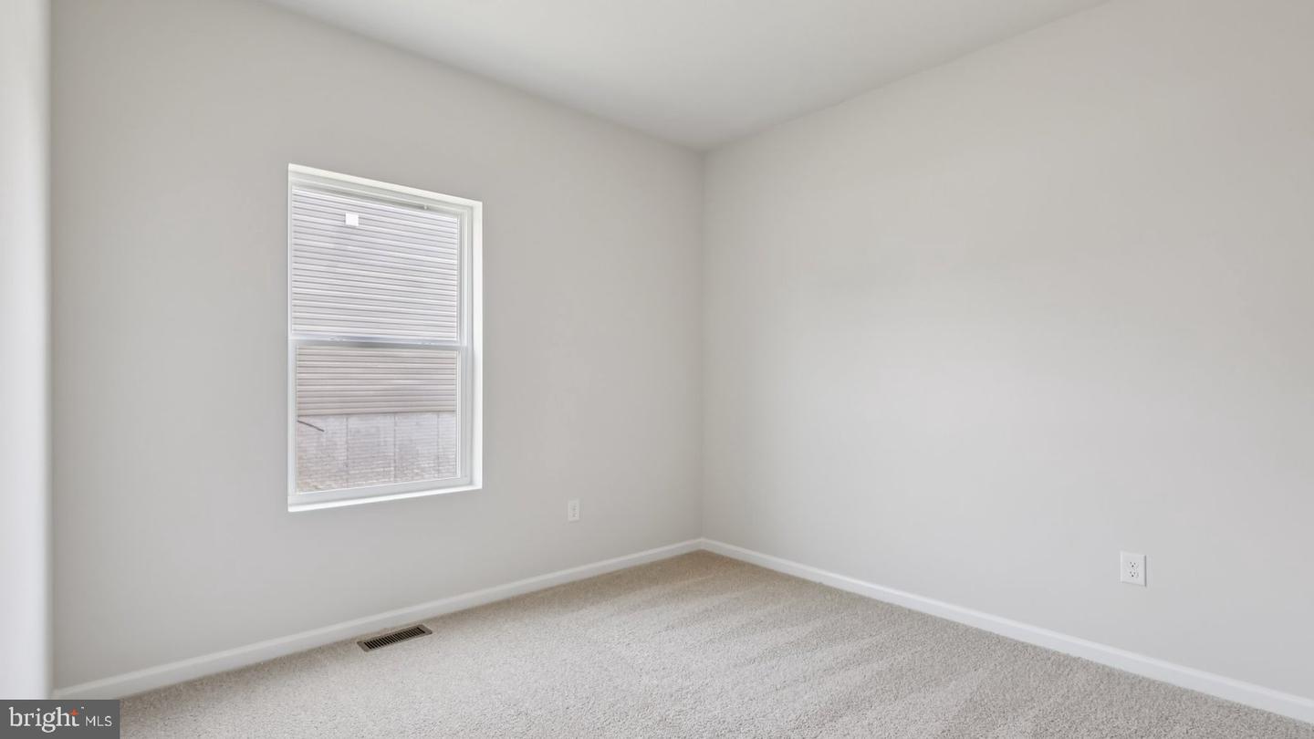 2053 Paperback Way Property Photo 5