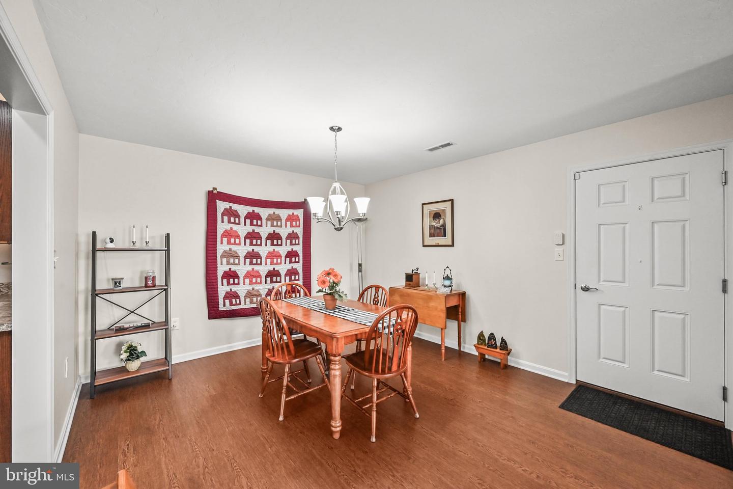 1352 Pleasant View Dr #80 Property Photo 8