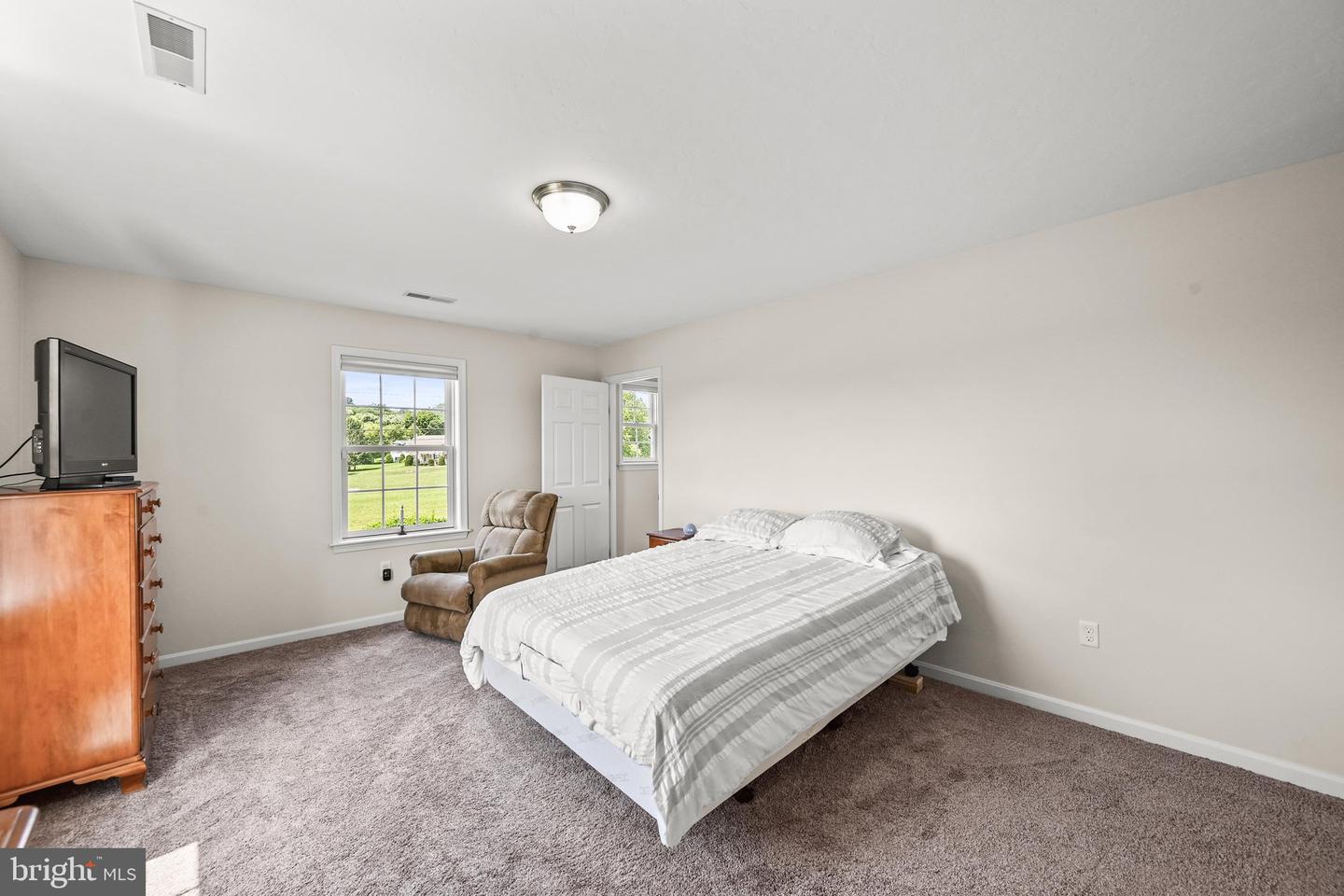 1352 Pleasant View Dr #80 Property Photo 21