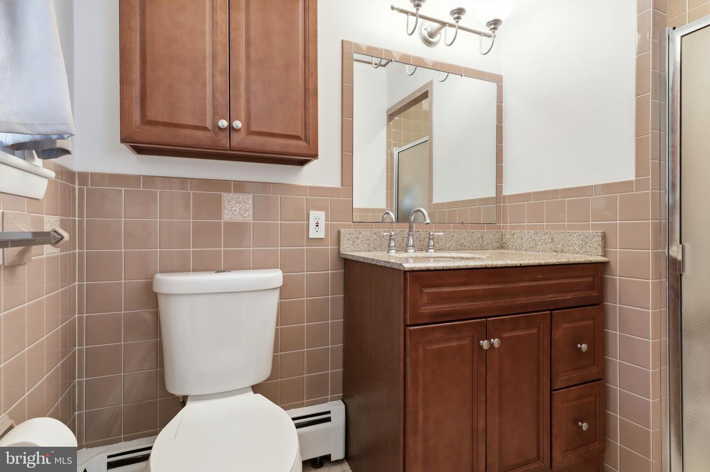 11 Springwood Ave Property Photo 29