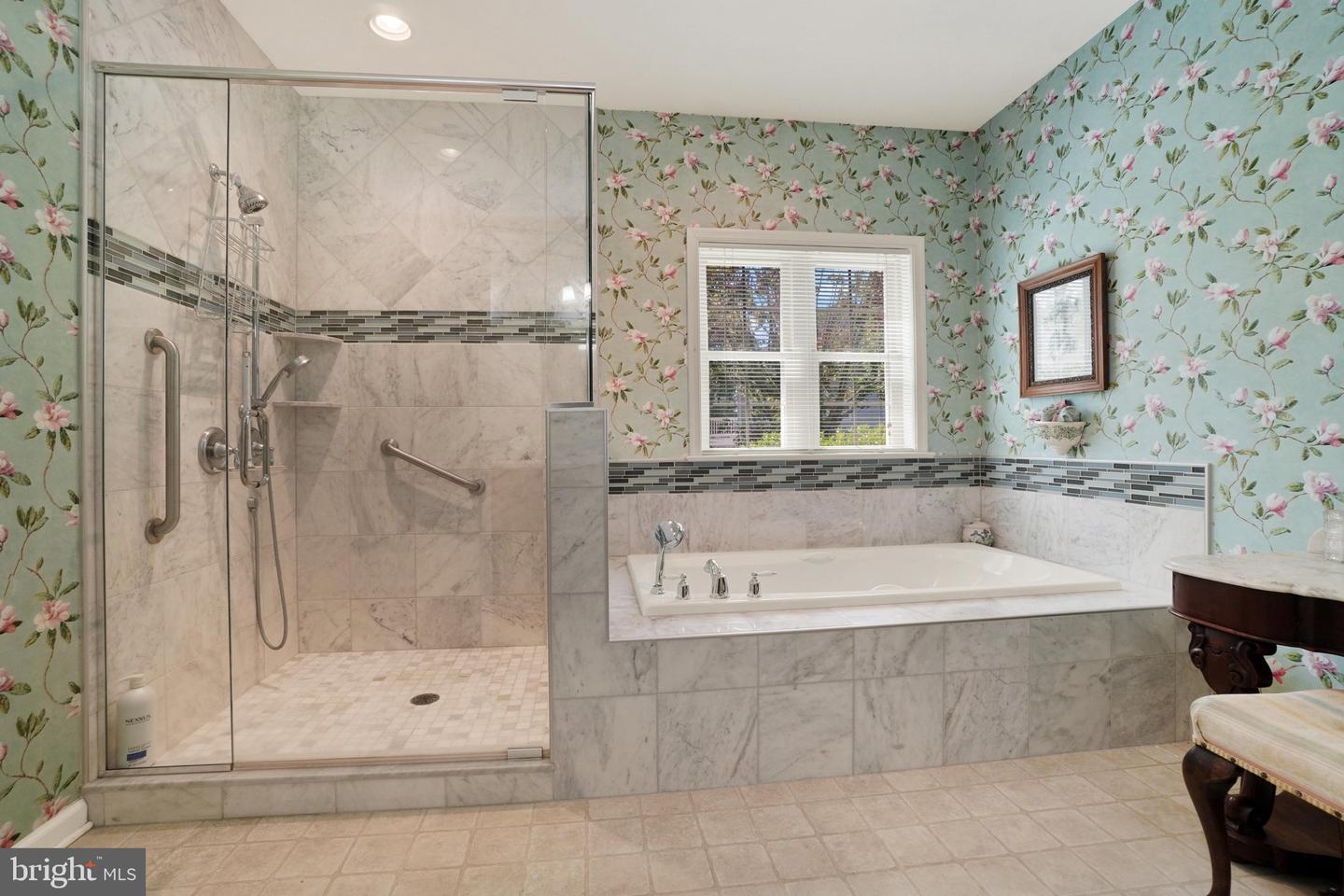 123 Livia Ln Property Photo 21