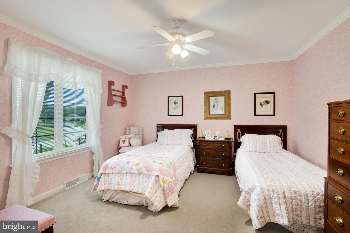 123 Livia Ln Property Photo 28