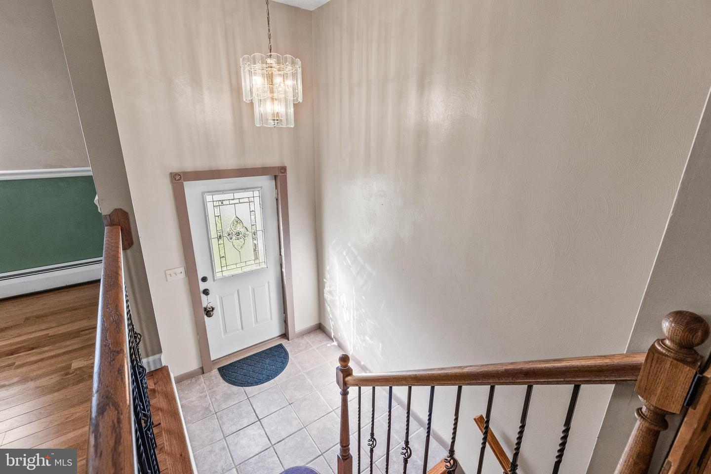 50 Sheridan Dr Property Photo 4