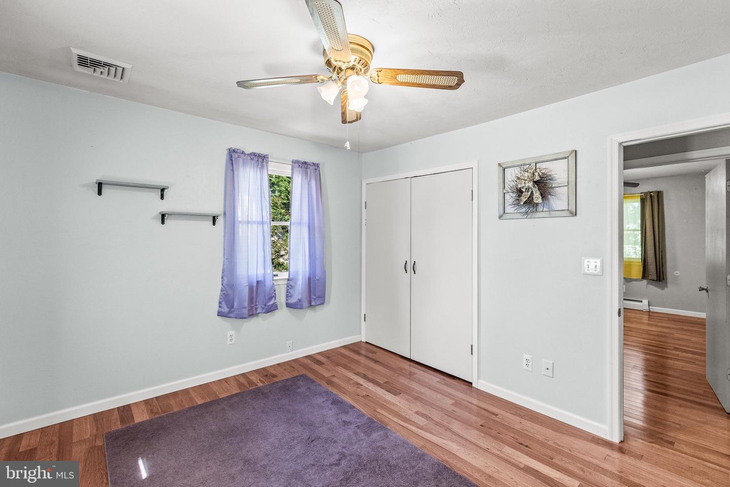 50 Sheridan Dr Property Photo 18