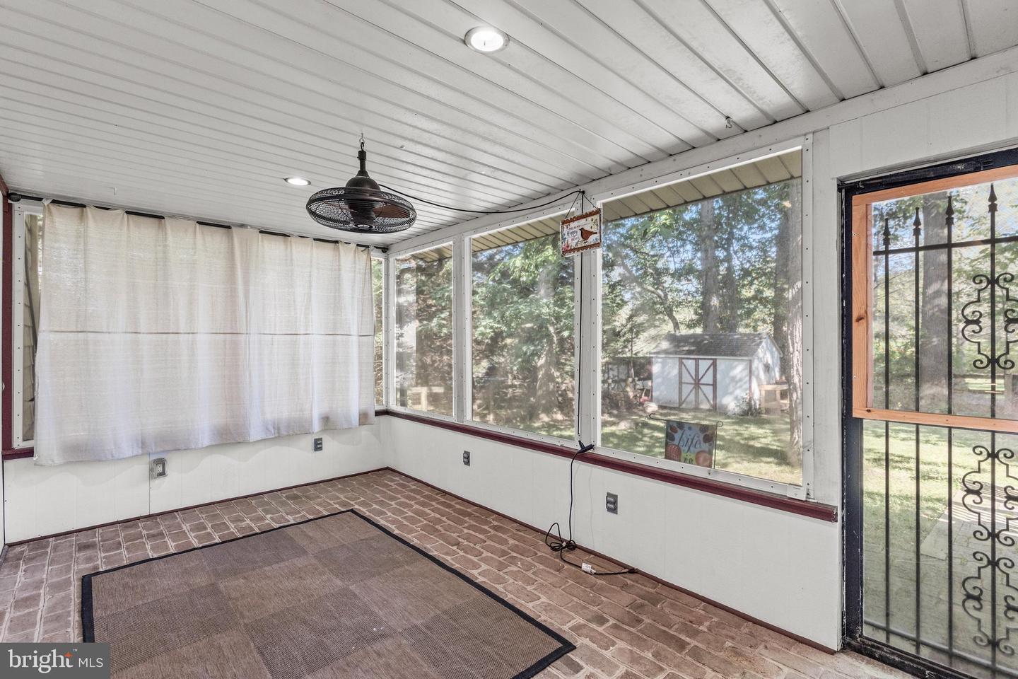 50 Sheridan Dr Property Photo 25