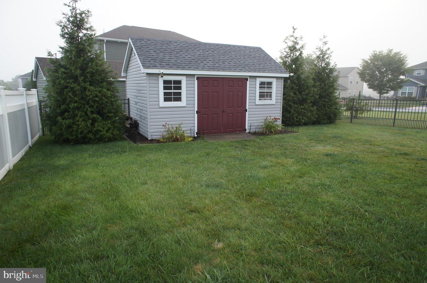 1128 Park Ave Property Photo 52