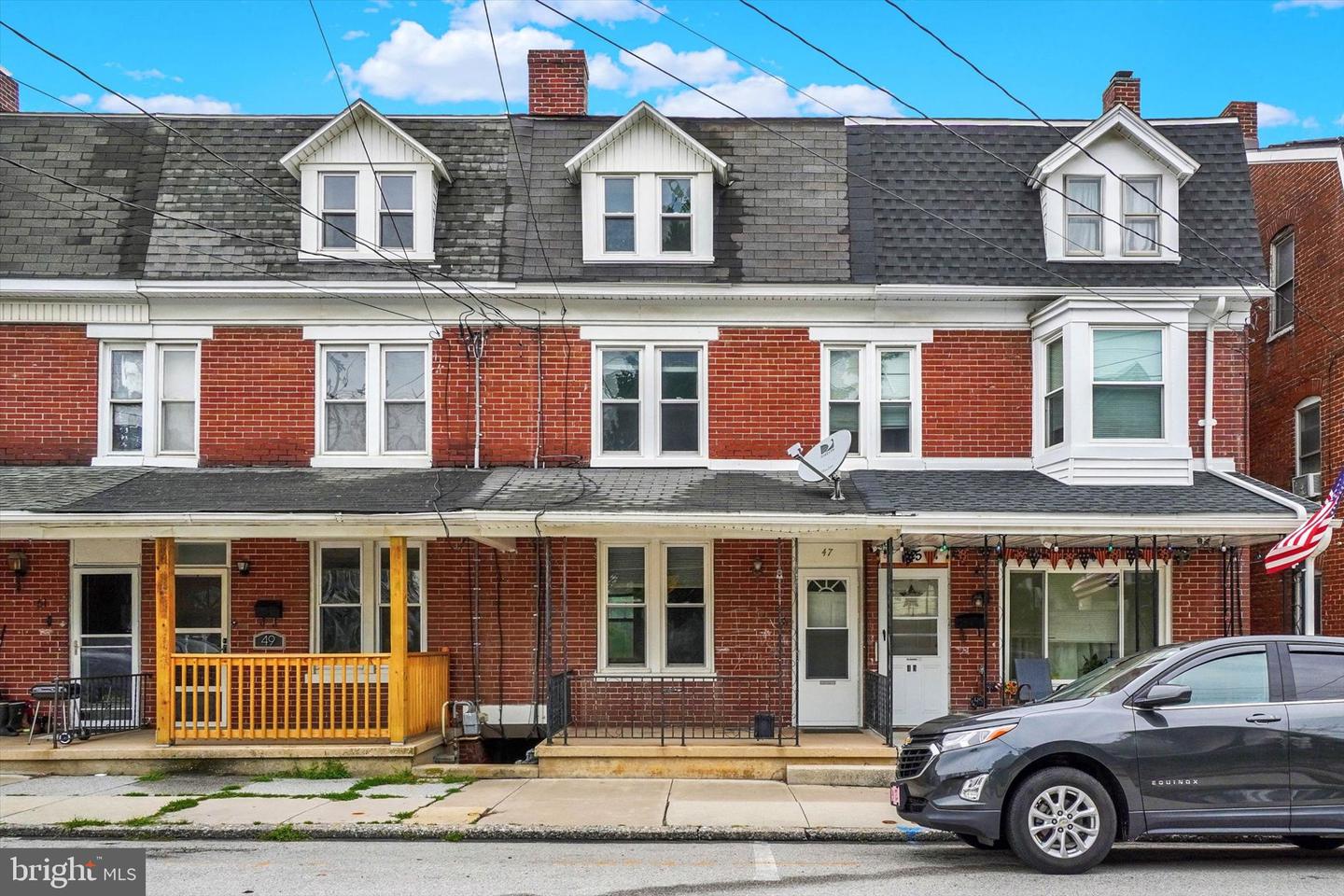 47 W Gay St Property Photo 1
