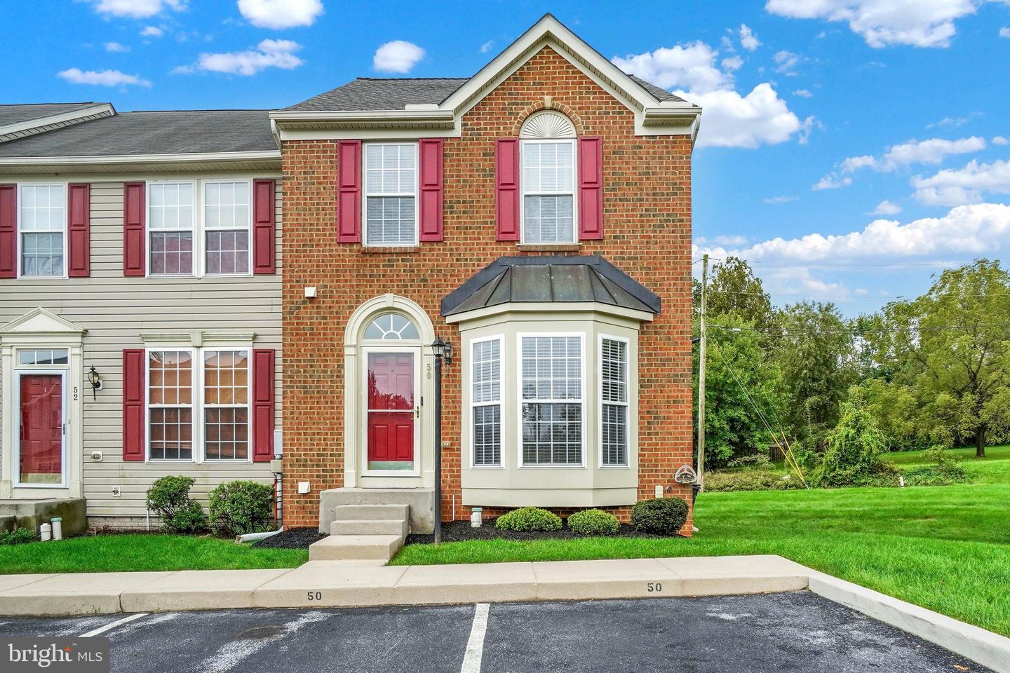 50 MESSINA CT