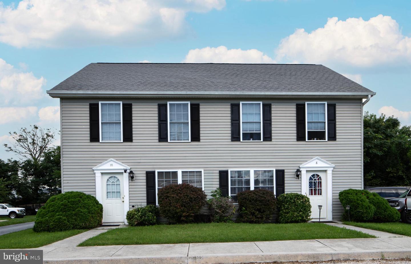 2 Property Photo 3