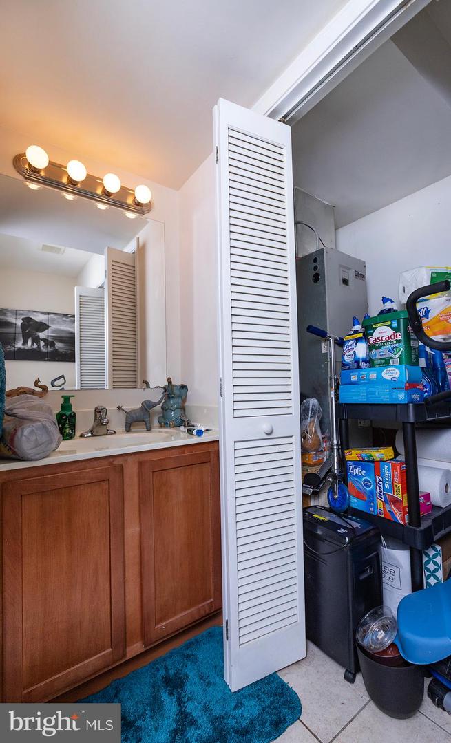 2 Property Photo 16