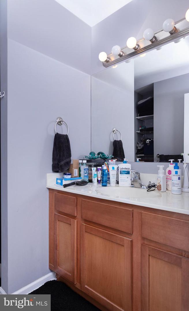 2 Property Photo 18