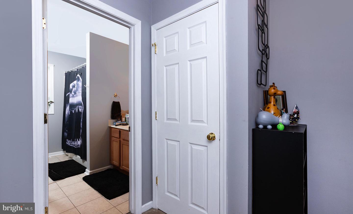 2 Property Photo 27