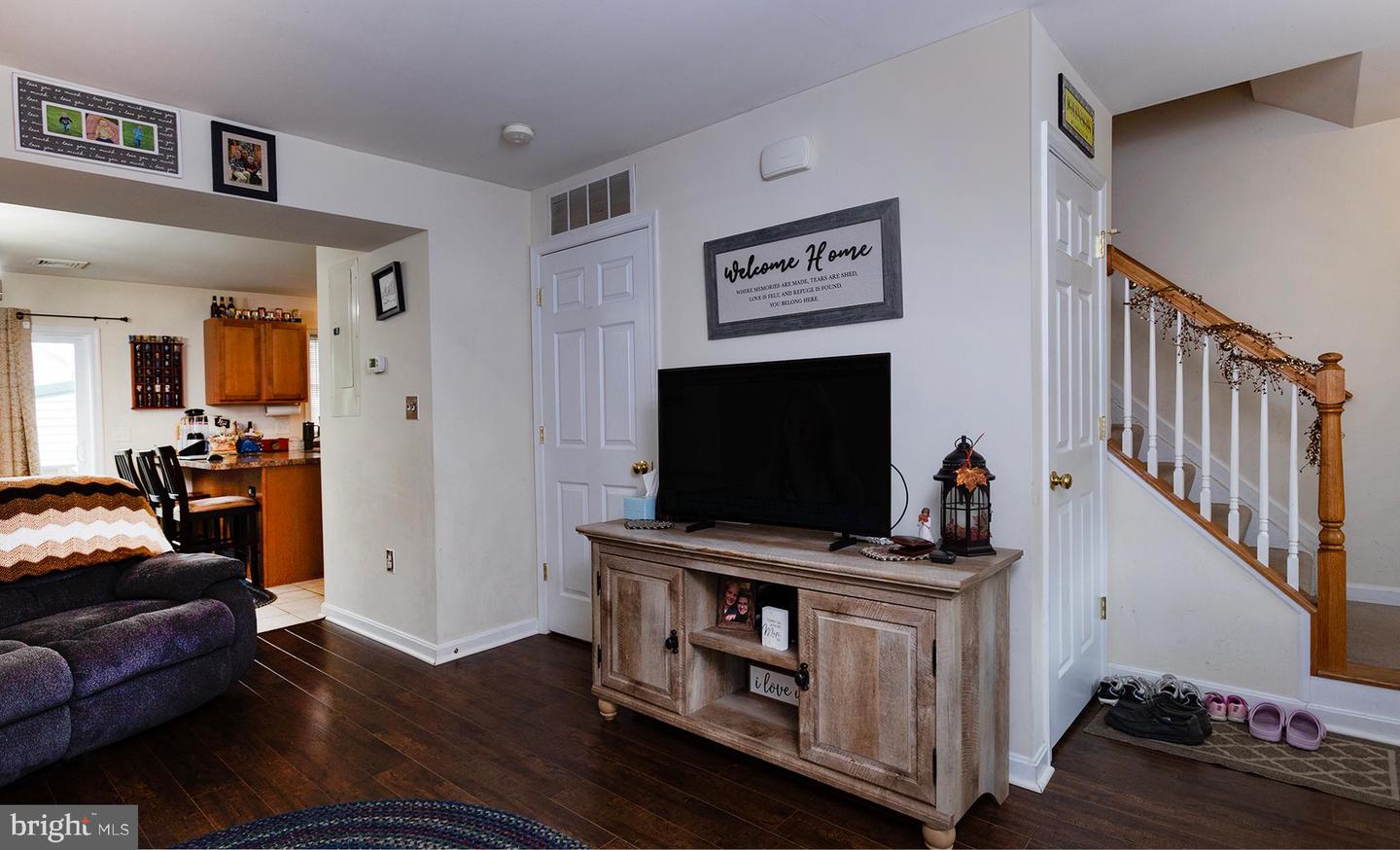 2 Property Photo 34