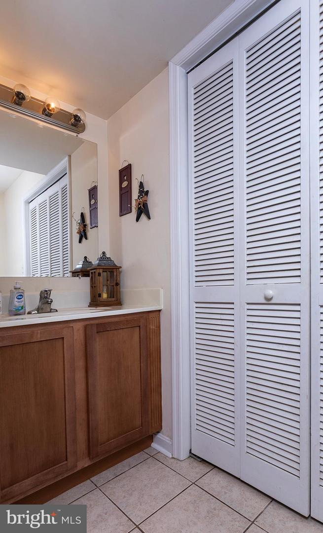 2 Property Photo 37